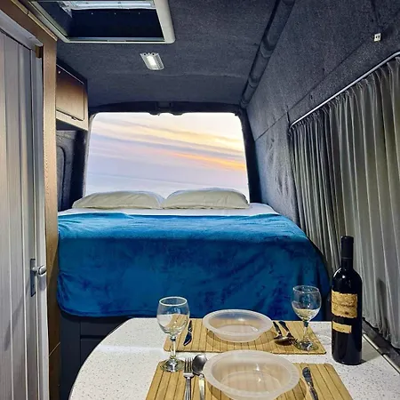 Båthotell Leoventure Campervan *