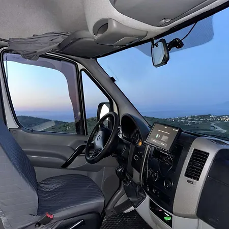 Leoventure Campervan *